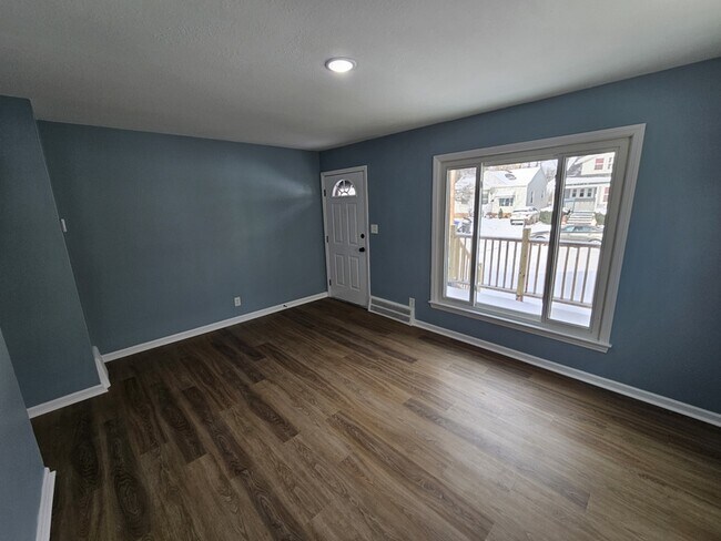 Building Photo - 13209 Liberty Ave