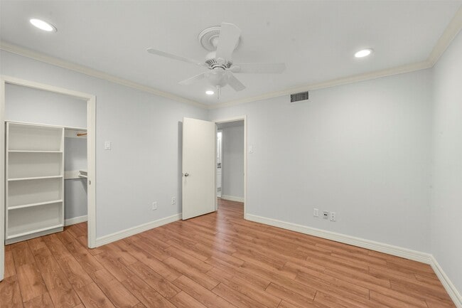 Building Photo - 4707 Nenana Dr