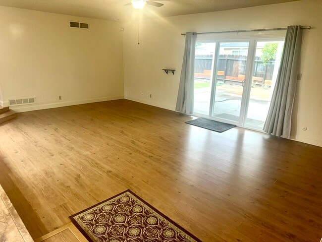 Building Photo - 4548 N Meridian Ave