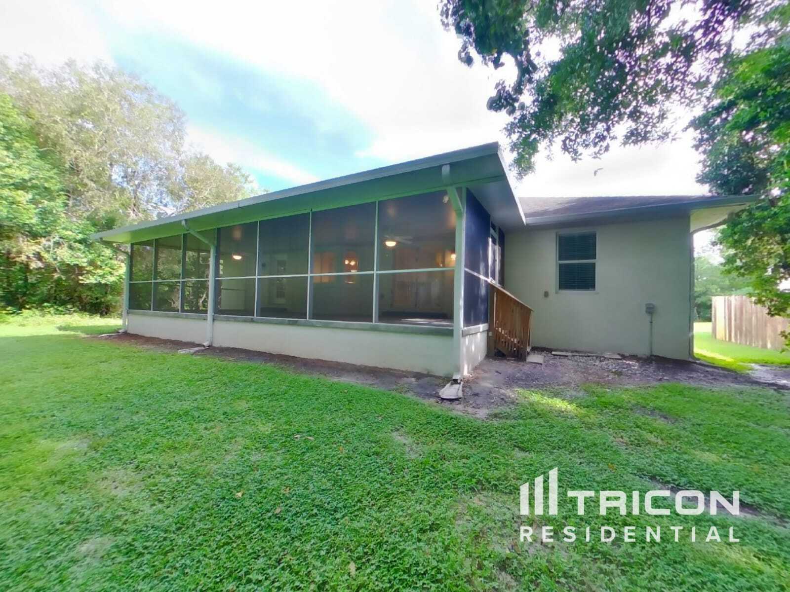 Building Photo - 231 Debary Dr