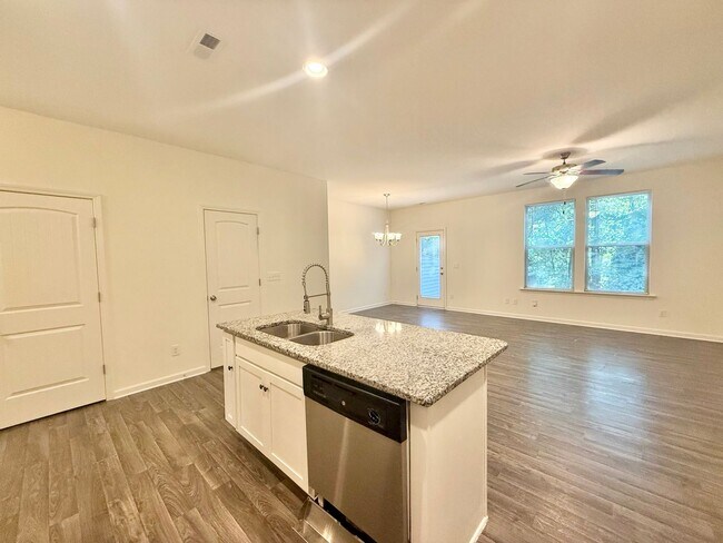 Building Photo - Spacious 3BD, 3.5BA Clayton Townhome with a Large Bonus Space Downstairs and Easy Access to Highways
