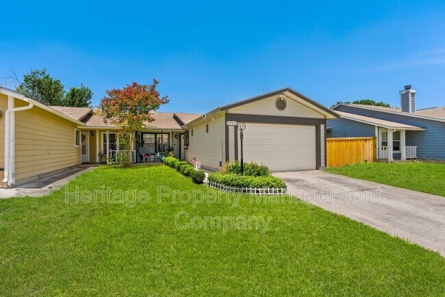 Building Photo - 6715 Hickory Springs Dr