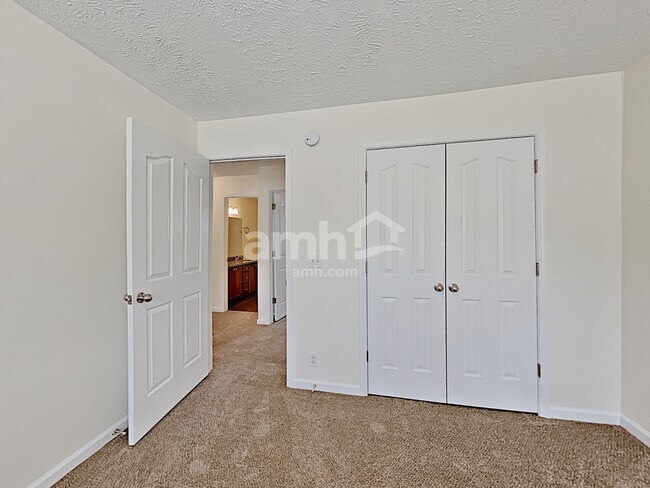 Building Photo - 747 Pantera Dr