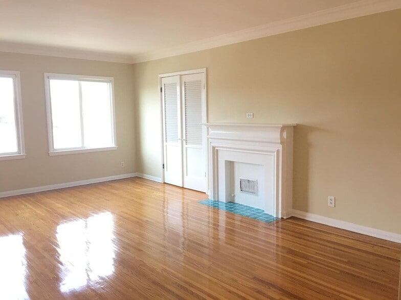 living room - 8333 W 1st St