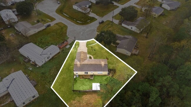 Building Photo - 16330 Hill Country Ct