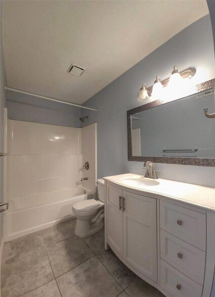 Building Photo - 9100 Dr M.L.K. Jr St N