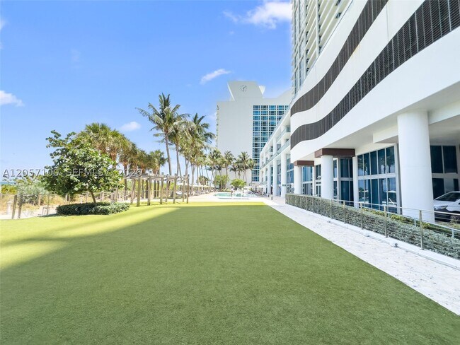 Building Photo - 6799 Collins Ave