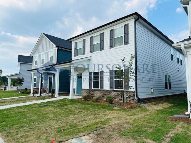 Building Photo - Modern 4-Bed / 2.5-Bath Single-Family Home with Loft, Gas Fireplace & 2-Car Garage – Near Downtow...