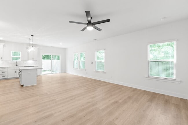 Building Photo - Stunning New Construction Townhome