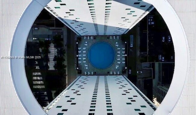 Building Photo - 500 Brickell Ave