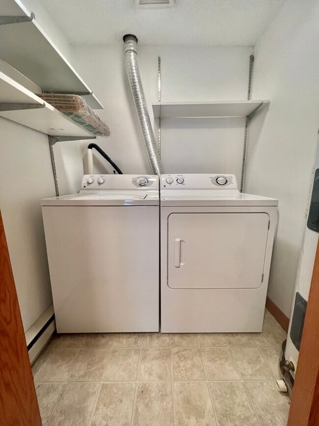 Building Photo - 532 West St