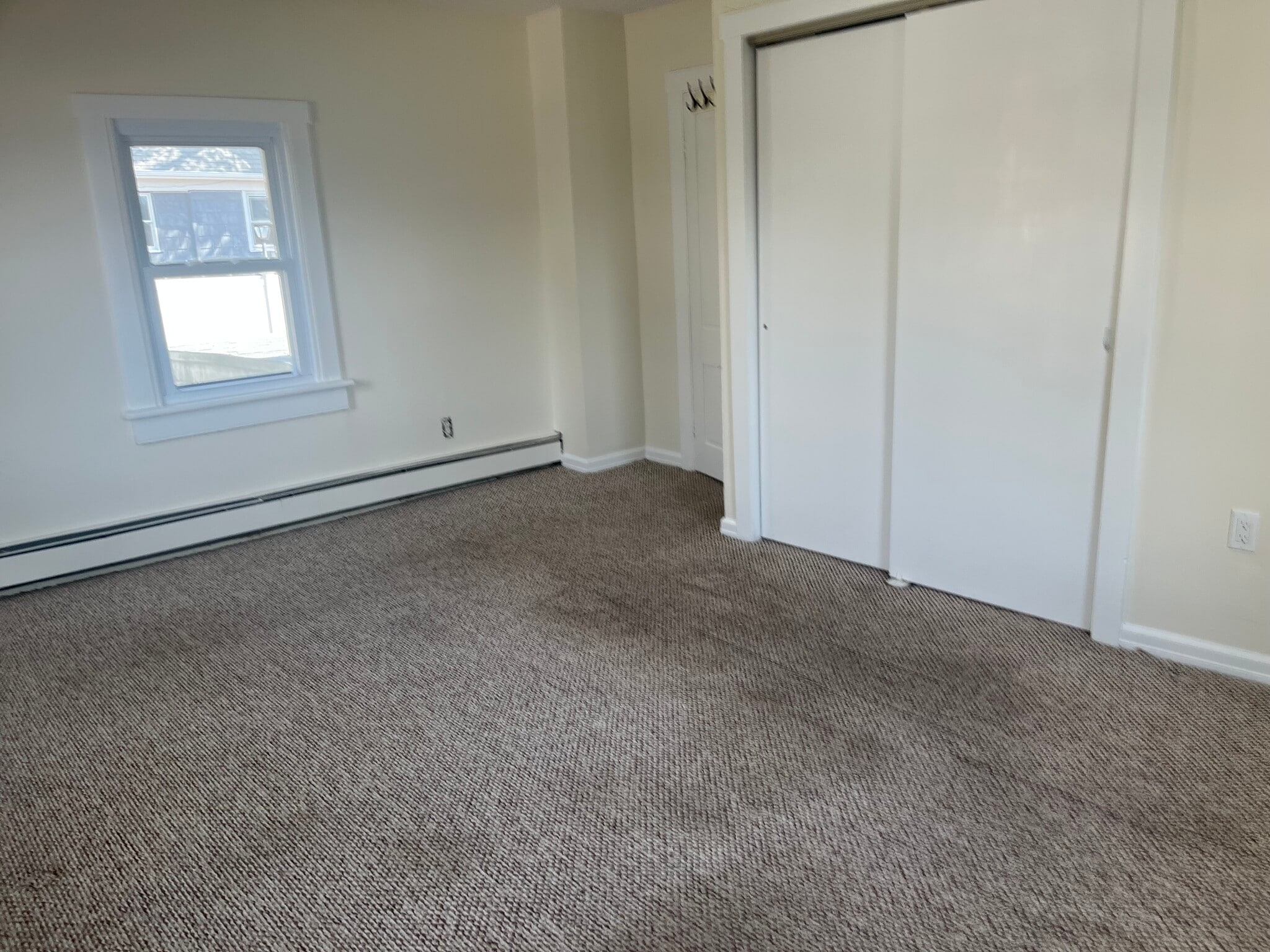 master bedroom - 110 Bayview Ave