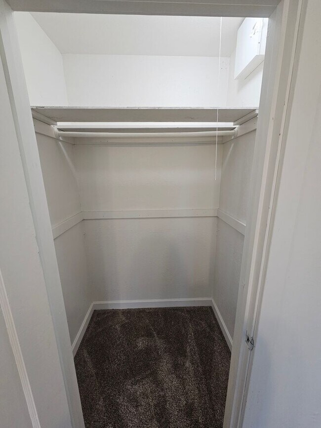 Building Photo - Home for Rent in Corning! 2 Bedroom 1 Bathroom PLUS Bonus Room