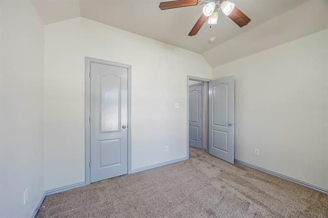 Building Photo - 8127 Robertson Dr