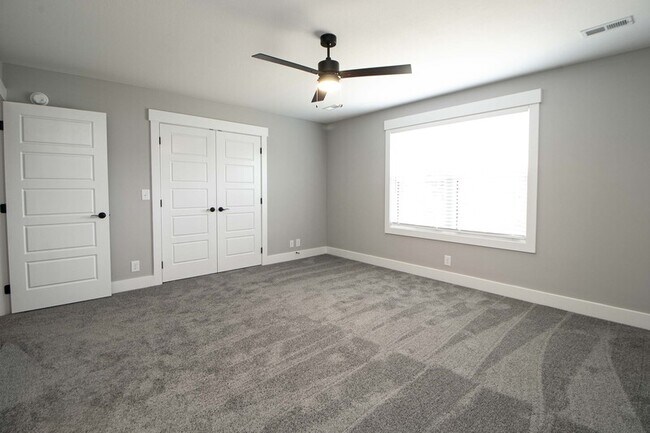 Building Photo - 1602 Jonathan Wade Cir