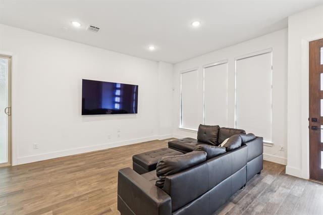 Building Photo - 8140 Ardmore Ct