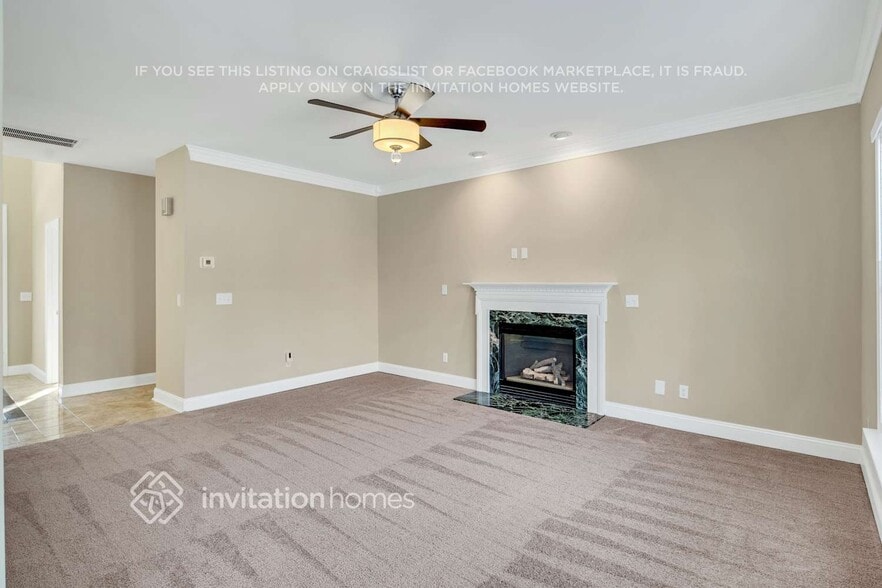 Building Photo - 2303 Coneflower Dr