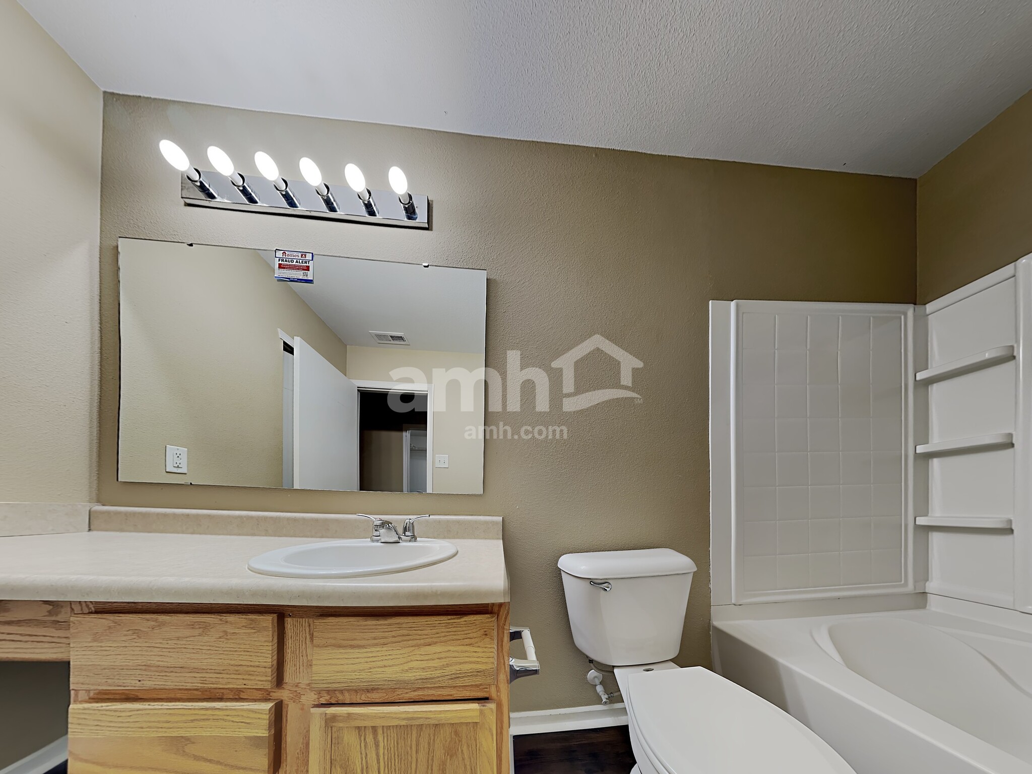 Building Photo - 2922 Welcome Way