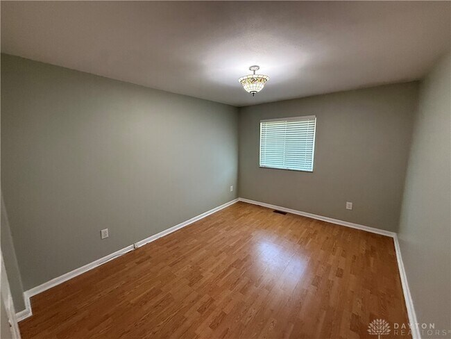 Building Photo - 6418 Oakhurst Pl