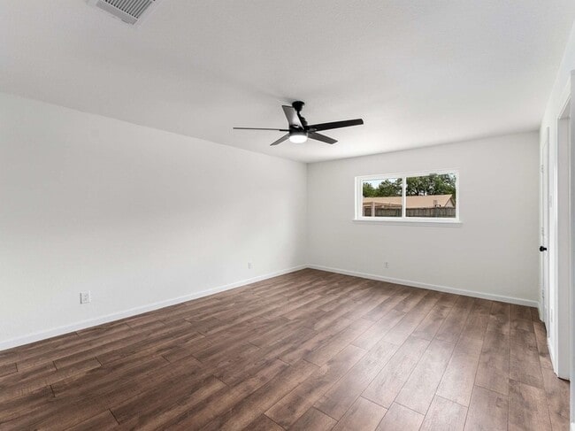 Building Photo - 1824 Arundel Dr