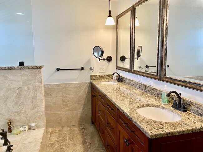 Building Photo - 3409 W Hampton Pointe Dr