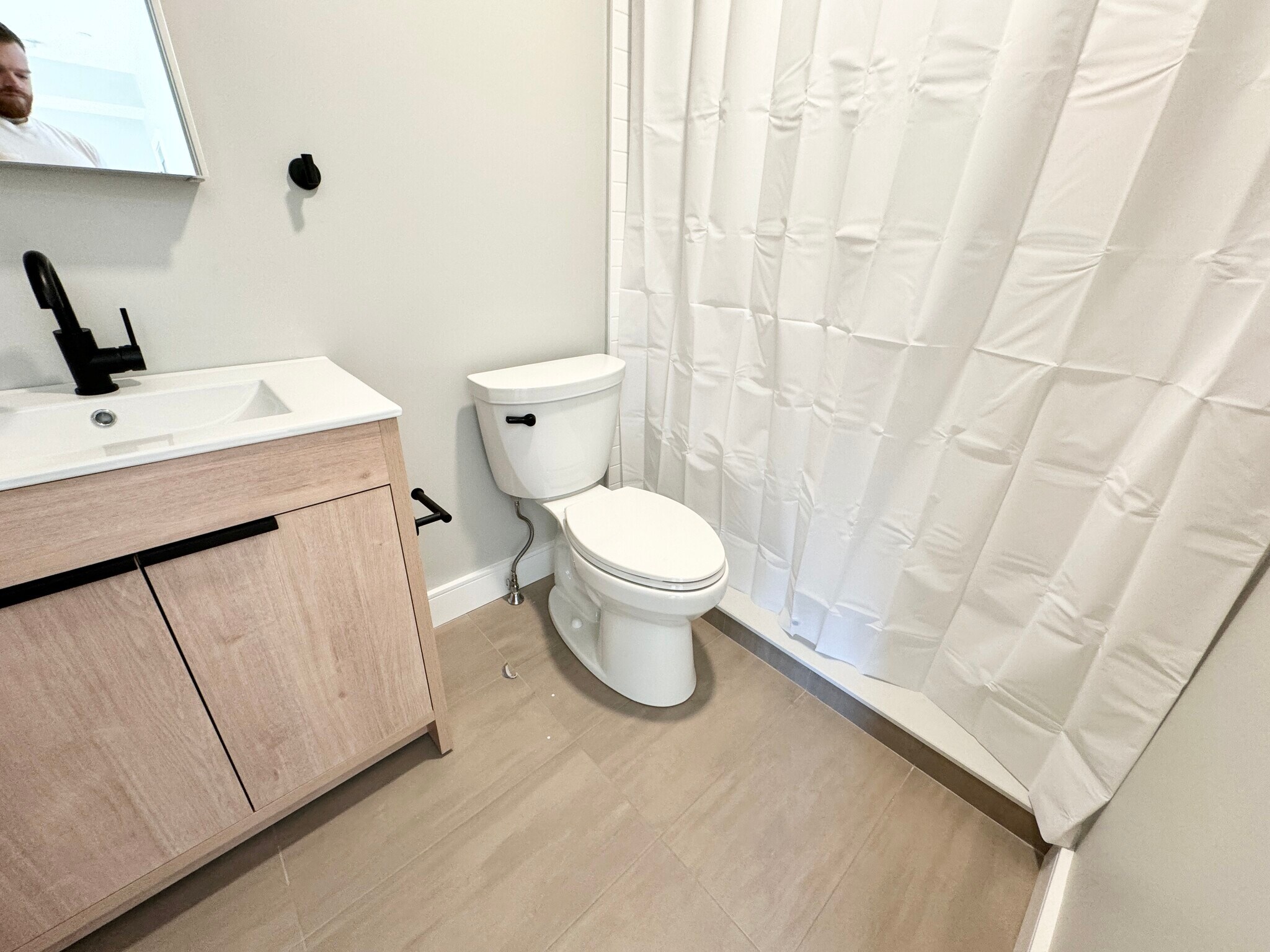 Building Photo - 16 Baker Ct