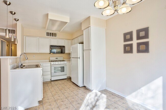 Building Photo - 3035 Casey Dr