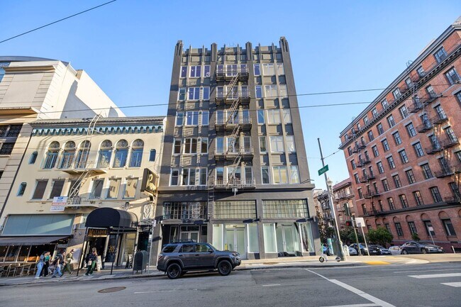Building Photo - 693 Sutter St