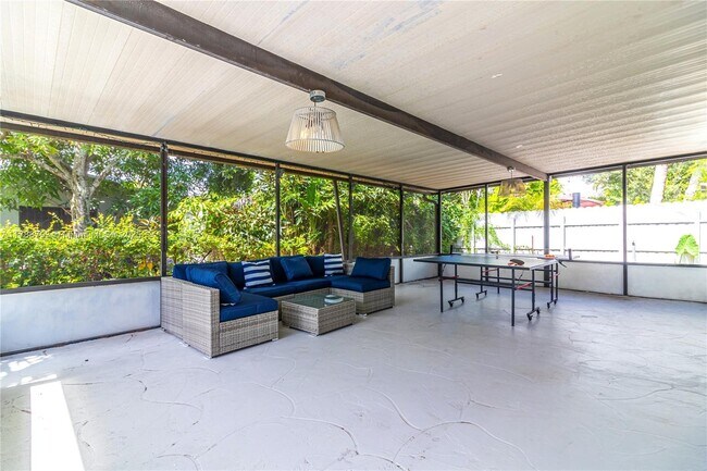 Building Photo - 460 NW 88th Terrace