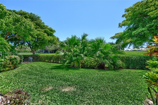 Building Photo - 11622 Creekside Dr