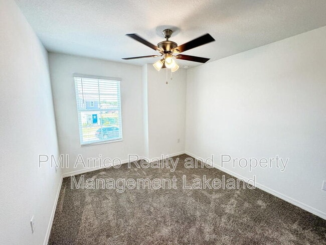 Building Photo - 645 Bell Prairie Cir