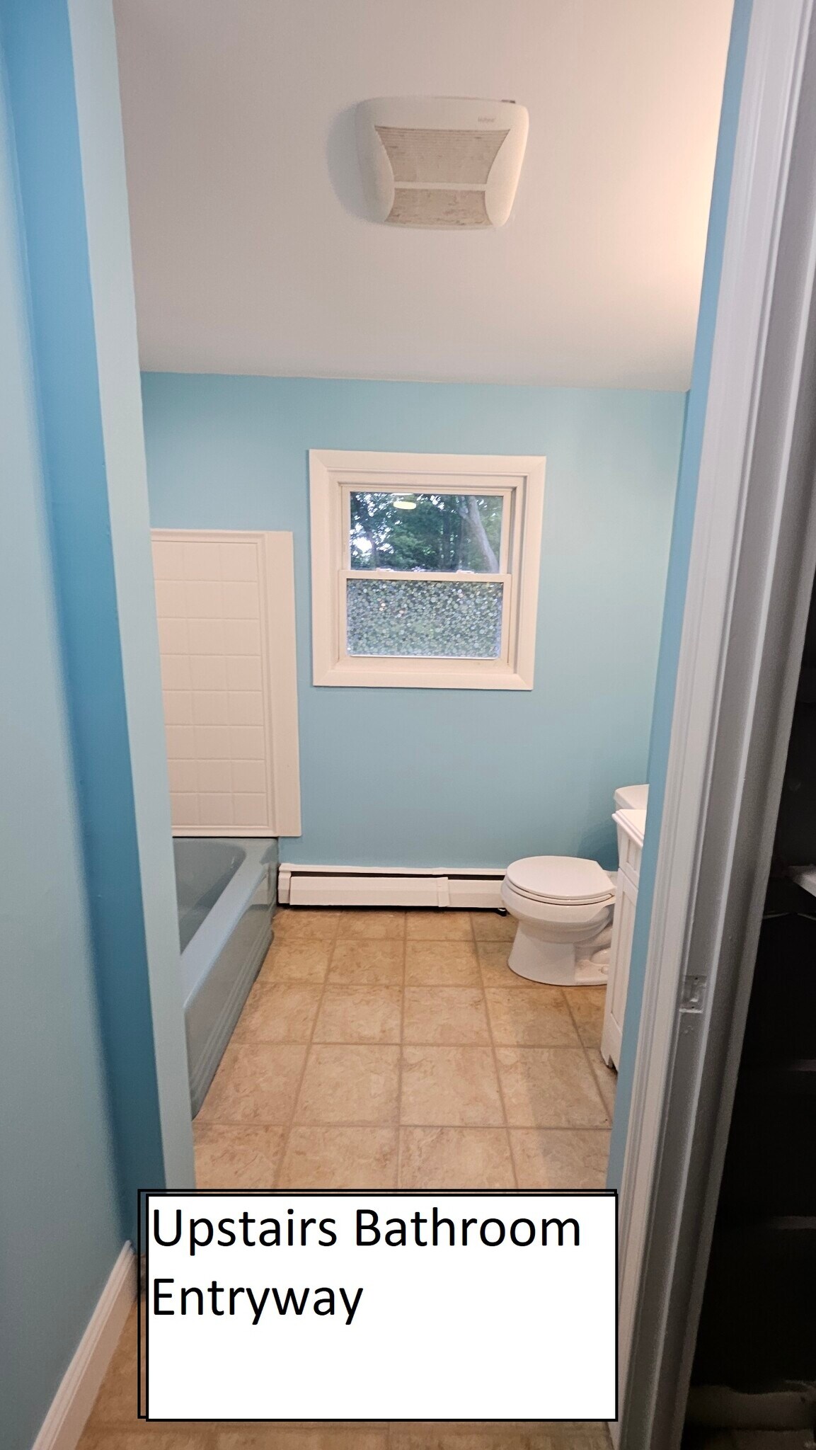 Upstairs Bathoom - 5 Tudor Ct W
