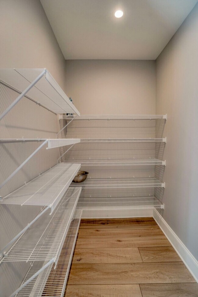 Building Photo - 874 Durant Pl NE