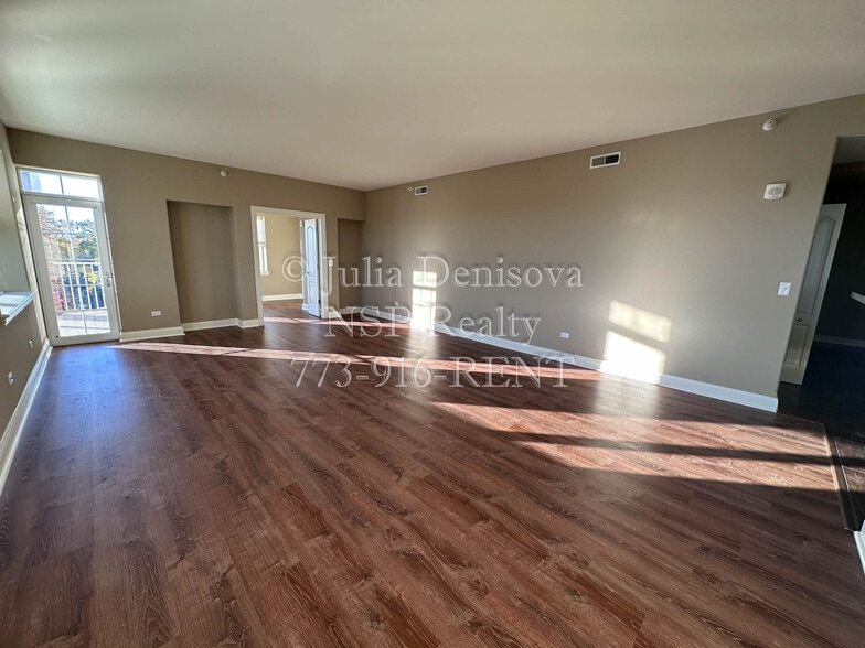 Building Photo - 1 Itasca Pl