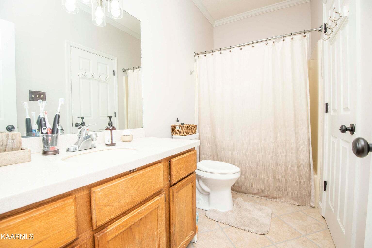Building Photo - 1728 Stone Hedge Dr