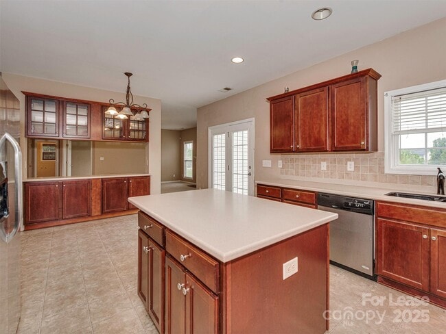 Building Photo - 5607 Fulton Ridge Dr