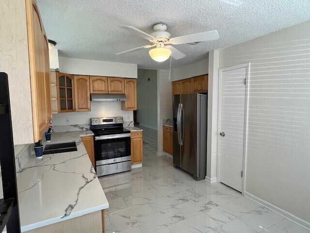Building Photo - 1803 Foxlake Dr