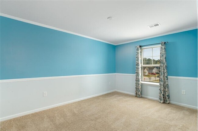 Building Photo - 5700 Redgum Dr