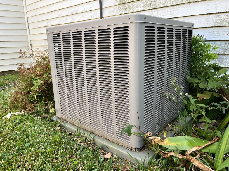 Building Photo - 16128 Monica Dr