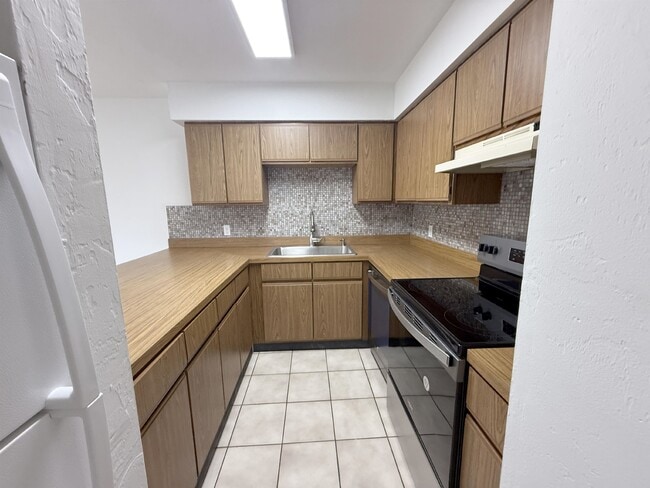 Building Photo - 3815 Osprey Cir