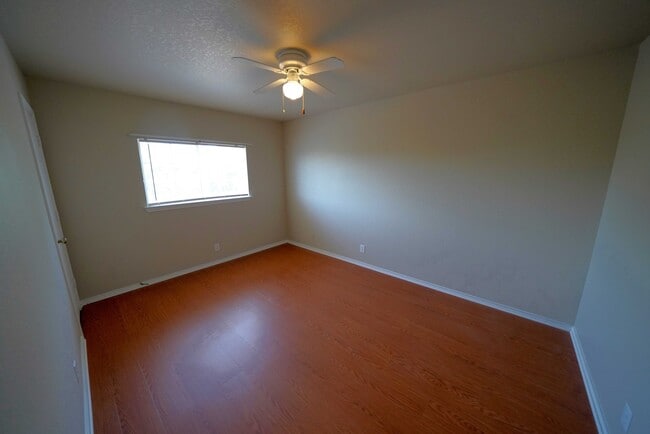 Building Photo - 2 Story Home Available in Cibolo! Realtor commission: $500