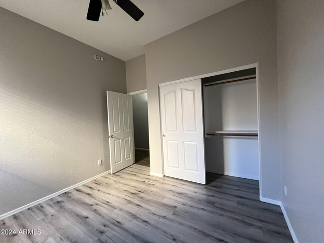 Building Photo - 3312 E Bluebird Pl
