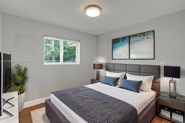 Building Photo - 16000 N Miami Ave