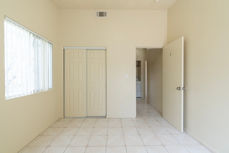 Bedroom 4 - 1452 N Soto St