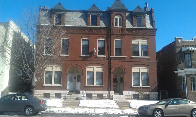 Front - 4256 Nebraska Ave