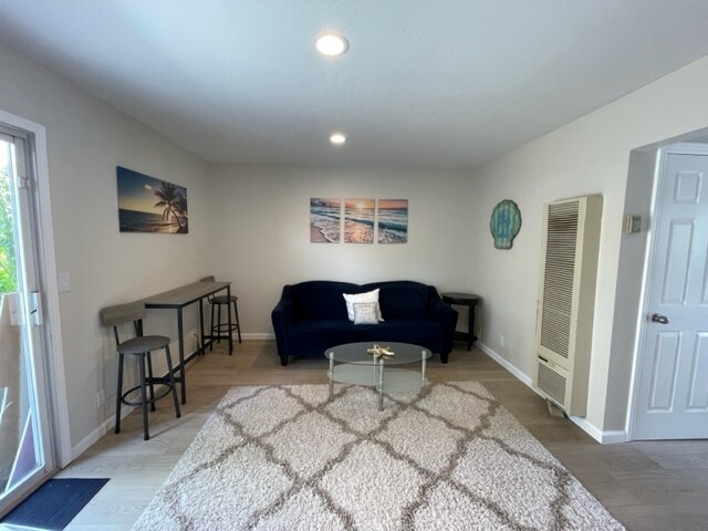 Building Photo - 3320 Lochinvar Ave