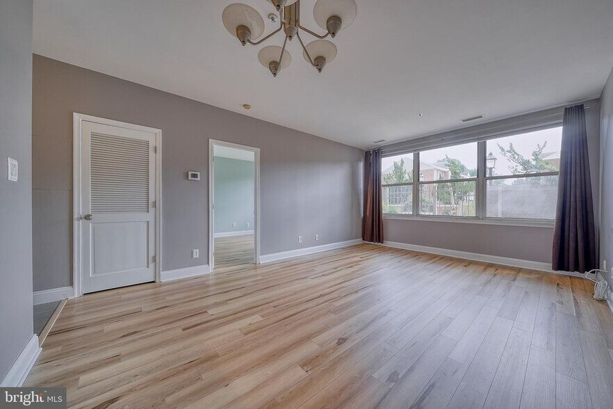 Building Photo - 1200 Braddock Pl