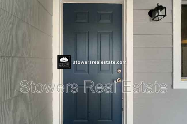Building Photo - 2073 Overhill Rd