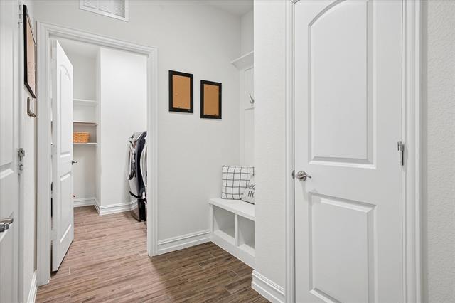 Building Photo - 1324 Millican Ln