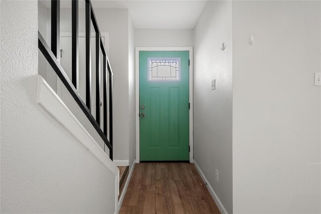 Building Photo - 3820 Southway Dr